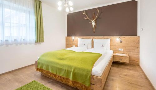 Superior One-Bedroom Apartment