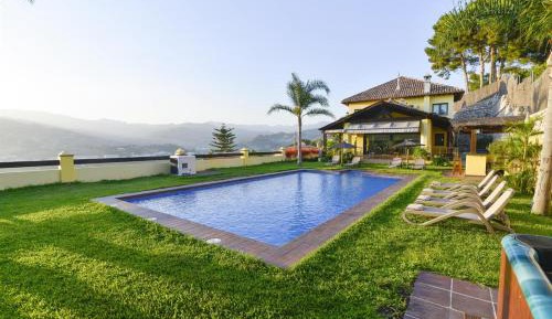 Villa with Sea View