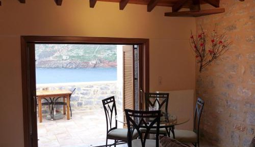 Room 1 - Deluxe Studio with Sea View
