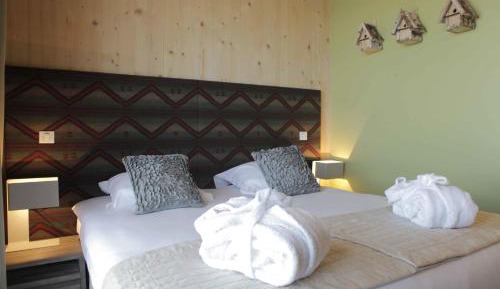 Double or Twin Room with Terrace