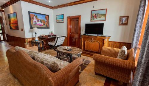 Luxury Two-Bedroom Apartment
