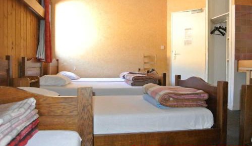 Quadruple Room with Shared Bathroom