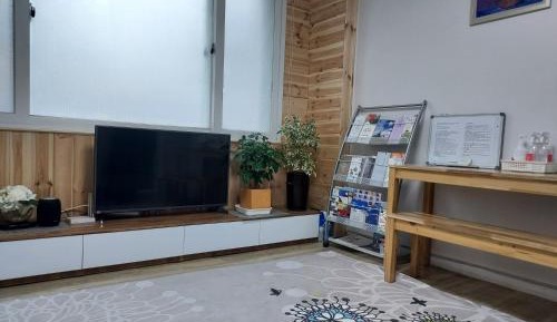 Three-Bedroom Townhouse