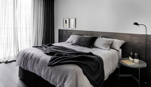 Superior King Room with Vineyard View