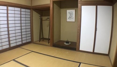 Twin Room with Shared Bathroom