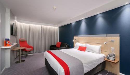 Double Room with Free Hot Breakfast - Wheelchair Accessible