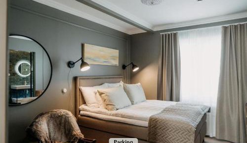 Deluxe Double Room with Bath