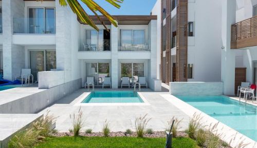 Superior Double Room - Swim Up