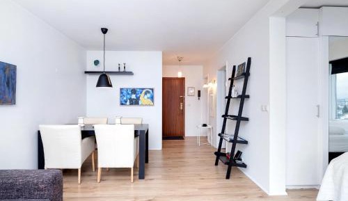 Studio Apartment with Sea View