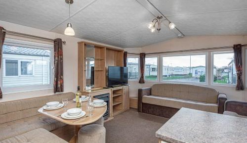 Mobile Home 4