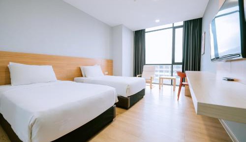 Twin Room with City View