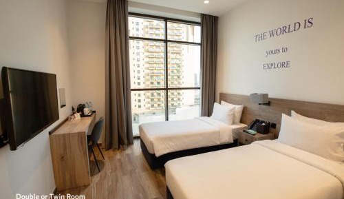 Deluxe Room Twin Bed with City View (includes 25% off F&B)