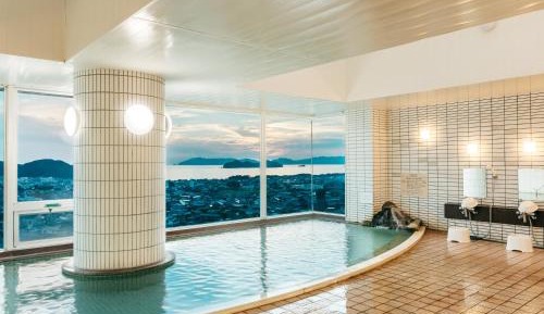 Japanese-style Room with 8 Tatami (MAX 5 Adults)