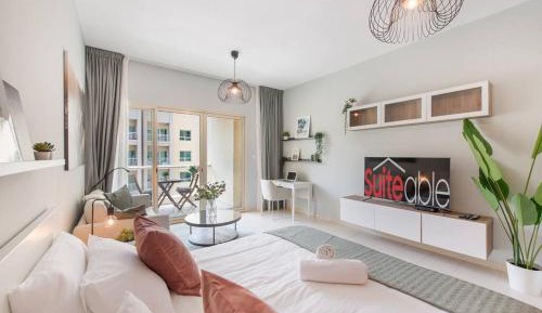Studio Apartment