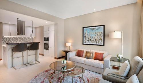 One-Bedroom Apartment with Bay View