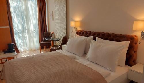 Comfort Double Room with Garden View