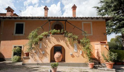 Villa with Garden View