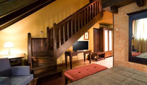 Duplex Quadruple Room