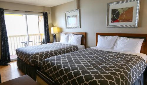 Quadruple Room with Lake View