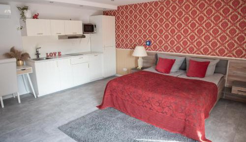 Deluxe Double Studio