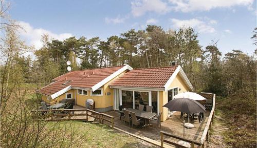 Four-Bedroom Holiday Home