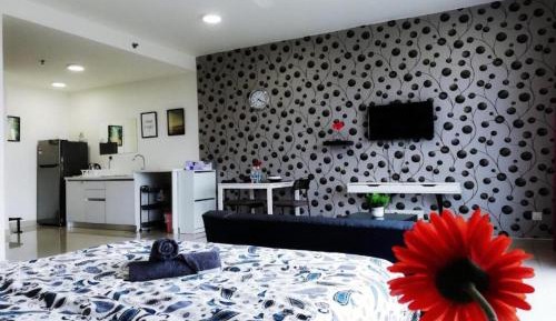 King Studio with Sofa Bed