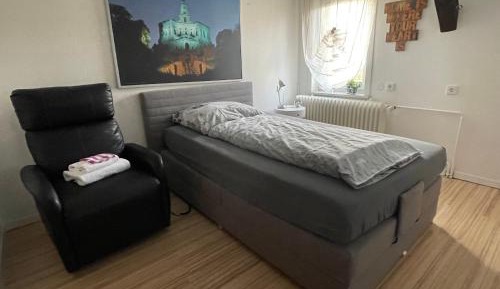 Single Room with Shared Bathroom