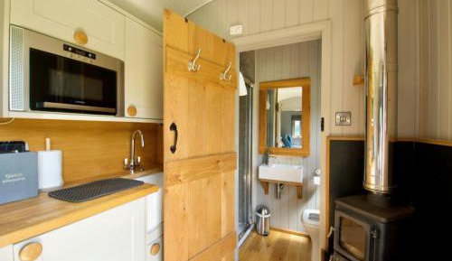 Shepherd Hut