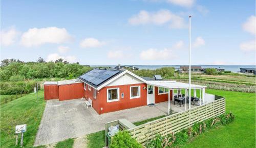 Two-Bedroom Holiday Home