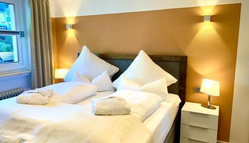 Superior One-Bedroom Apartment with Balcony