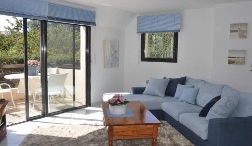 Apartment (6 Adults)