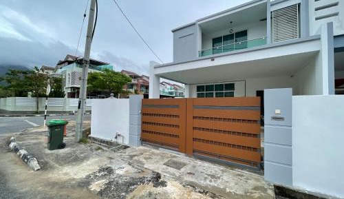 Five-Bedroom House