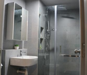 Queen Suite with Sea View