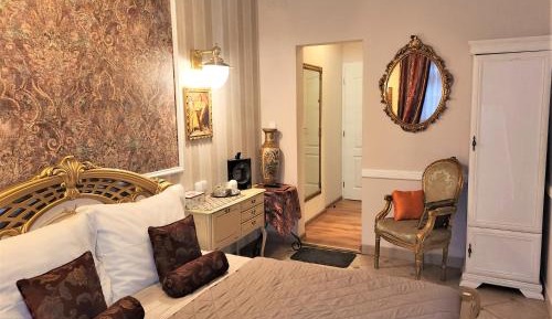 Small Double Room