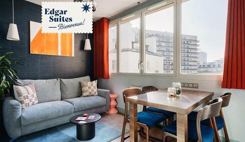 Cozy One-Bedroom Apartment - Courtyard View