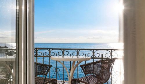 Superior Double Room with Balcony and Sea View