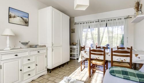 Holiday Home (4 Adults)