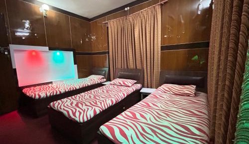 Triple Room with Shared Toilet