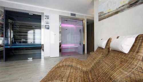 Standard One-Bedroom Apartment