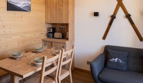 Apartment (4 Adults)