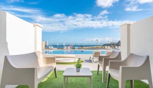 Double Room with Pool View