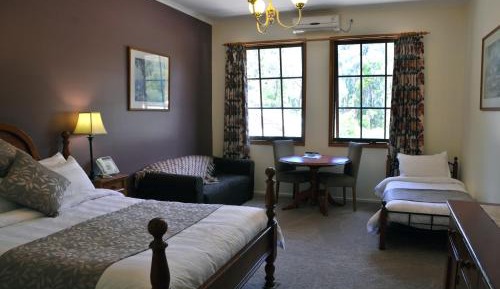 Premier Queen Room