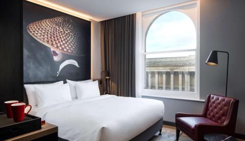 Superior Room - St Georges View