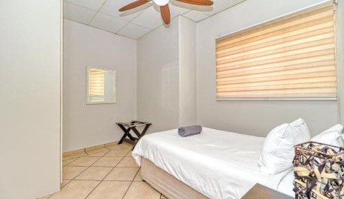 Apartment (3 Adults)