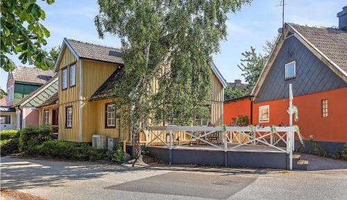 One-Bedroom Holiday Home