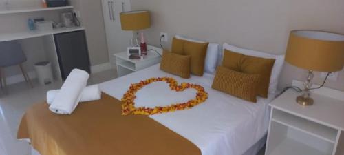 Luxury Queen Room