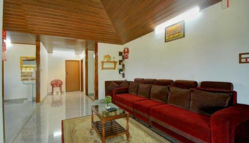Three-Bedroom Townhouse