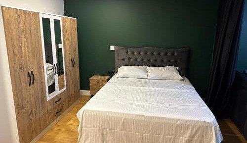 King Studio with Sofa Bed