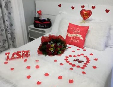 Deluxe Suite with Spa Bath
