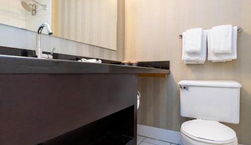 Studio Suite, 1 Queen Bed, Kitchenette
